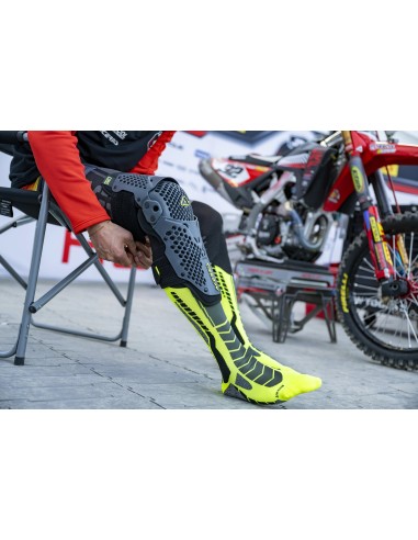 rodilleras k035 knee guard grises 0026740 070