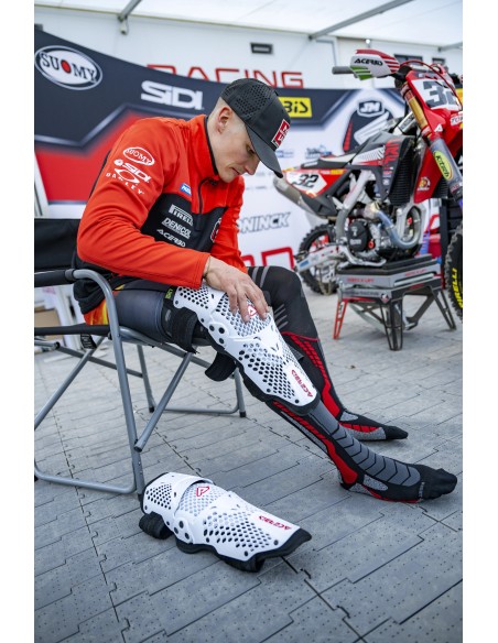 rodilleras k035 knee guard blanco 0026740 030